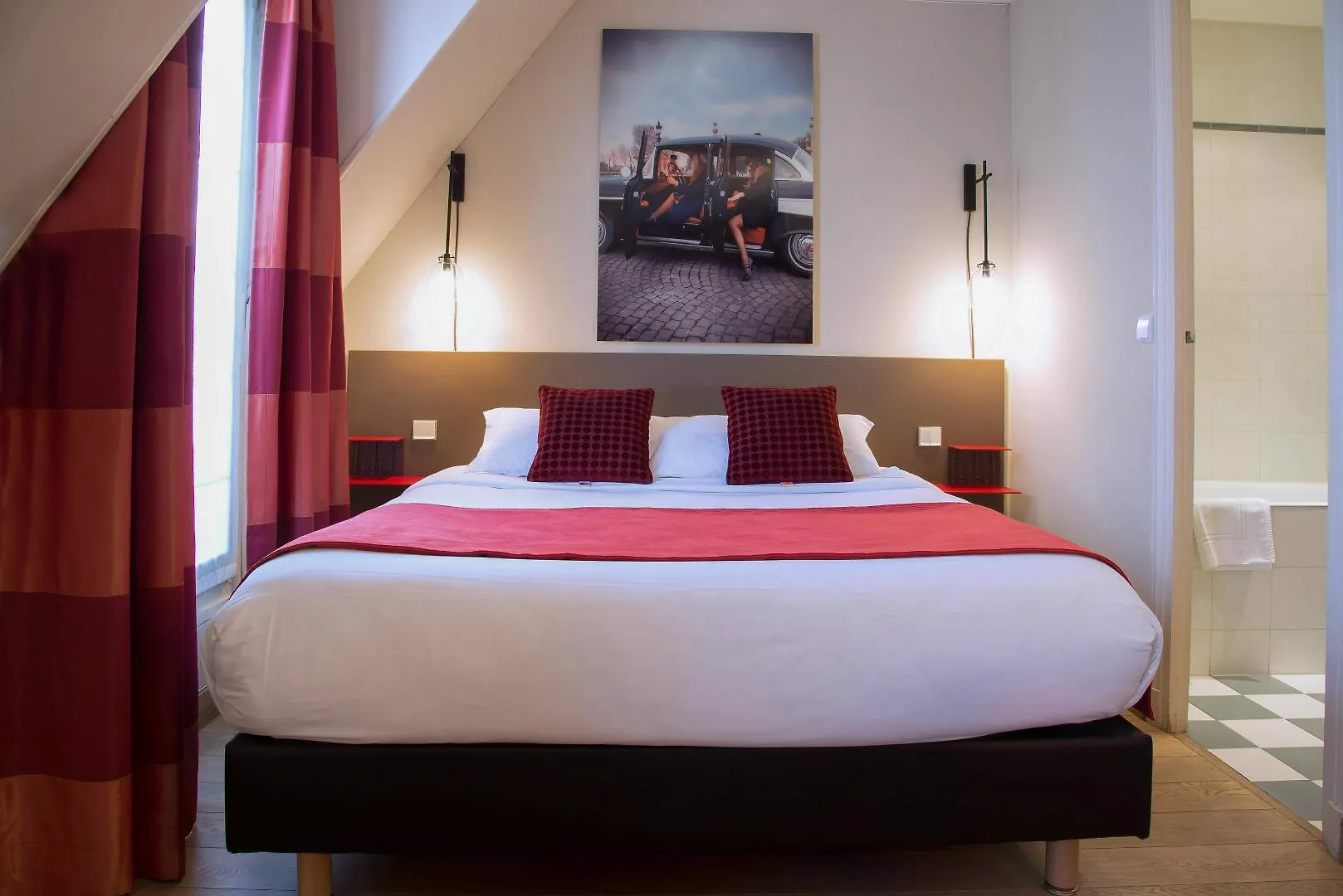 Tilsitt Etoile Paris Hotel 3*,