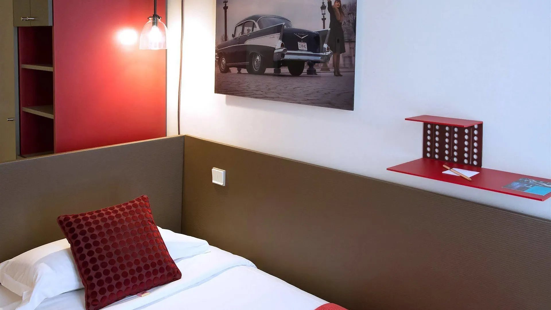 ***  Hotel Zelie Parigi Francia